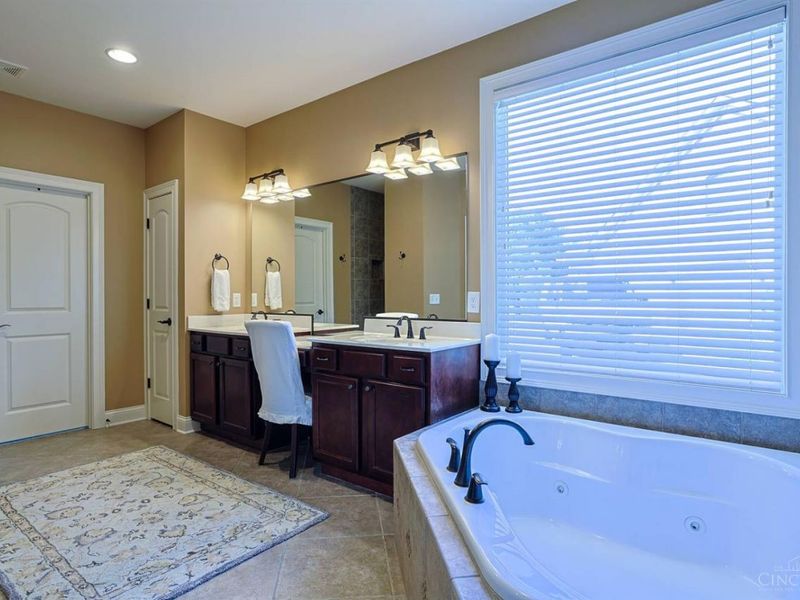 8232 Ascot Glen Court, Liberty Township, OH 45044 Photo 26