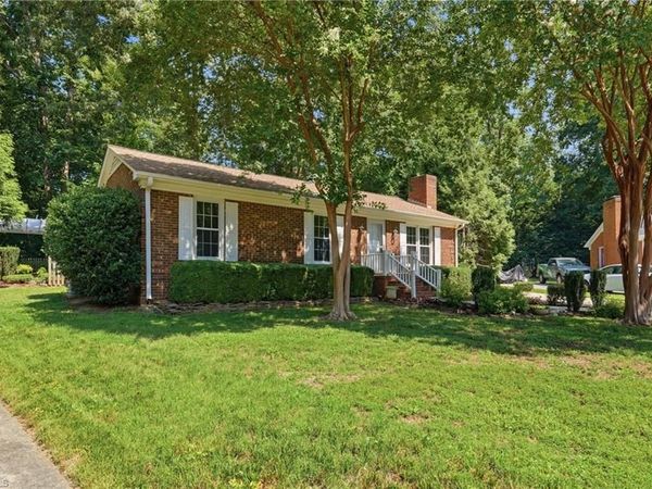 701 Dale Court, Burlington, NC 27215