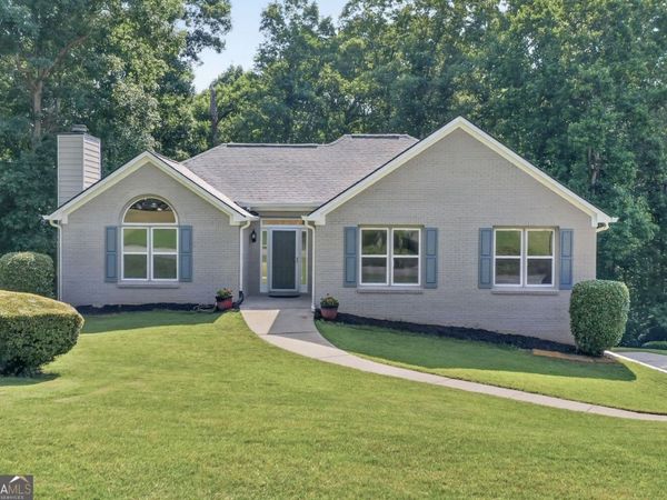 3190 Lakecrest Drive, Dacula, GA 30019
