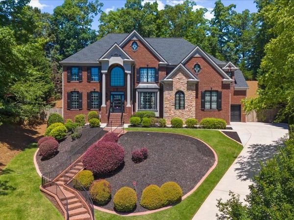 1370 Boomer Circle, Suwanee, GA 30024