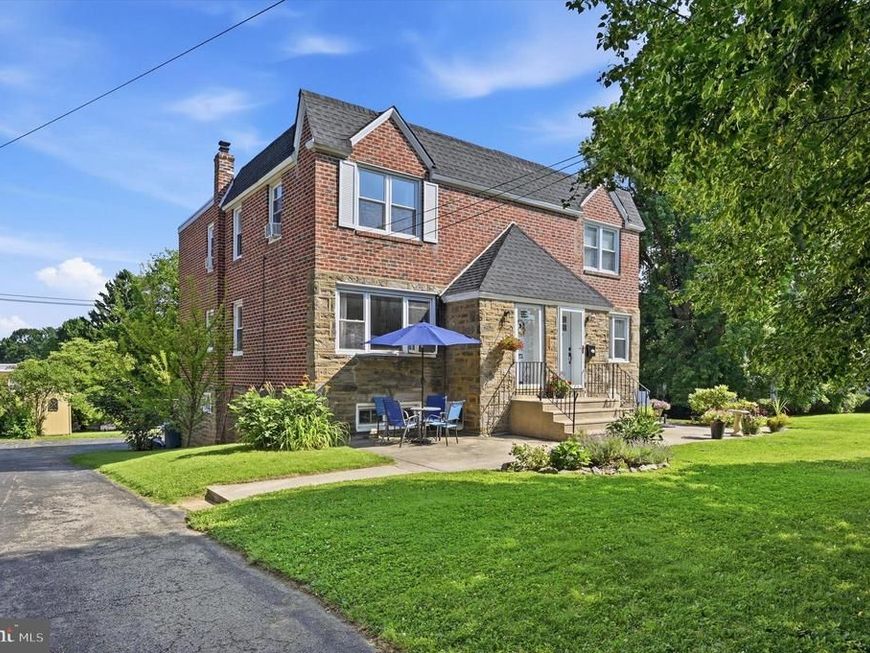 506 Gates Street, Philadelphia, PA 19128 Main Photo