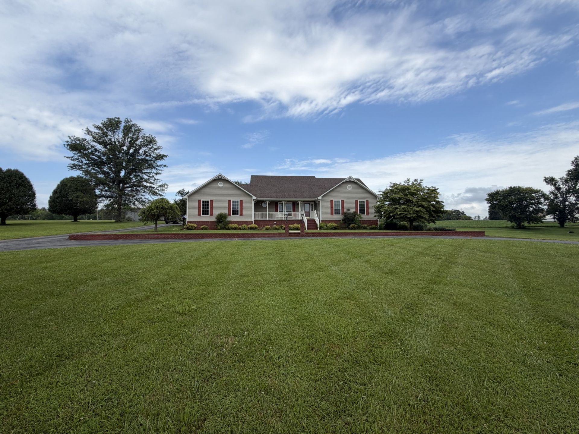 4007 Old Rock Island Rd , Rock Island, TN 38581 Main Photo