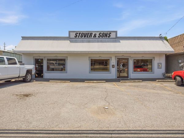 330 E Old Hickory Blvd , Madison, TN 37115