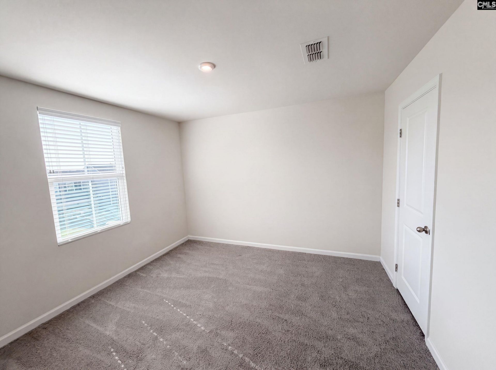 943 Sequoia Drive  Photo 12