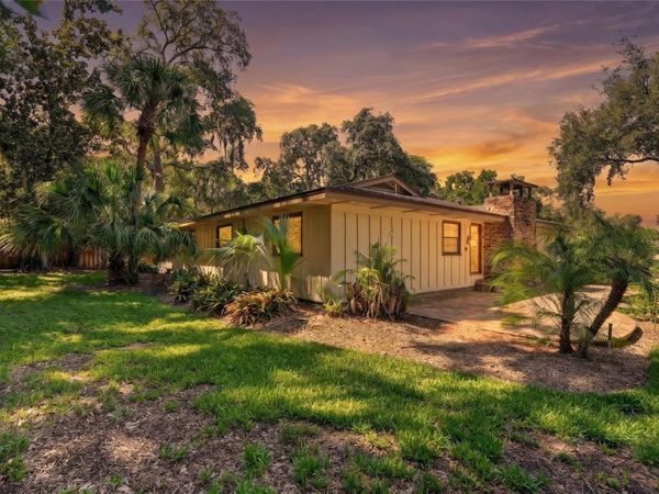 2053 WOODY DRIVE , WINDERMERE, FL 34786