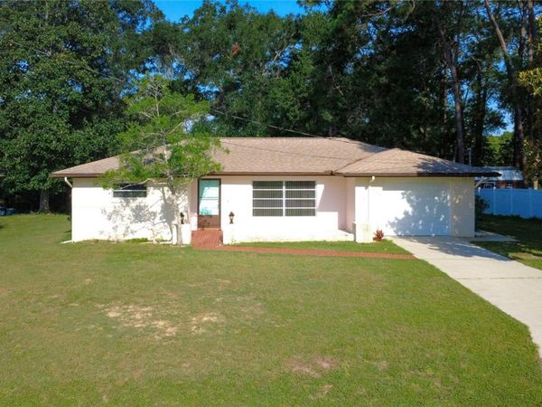 609 GOODYEAR AVENUE , INVERNESS, FL 34452