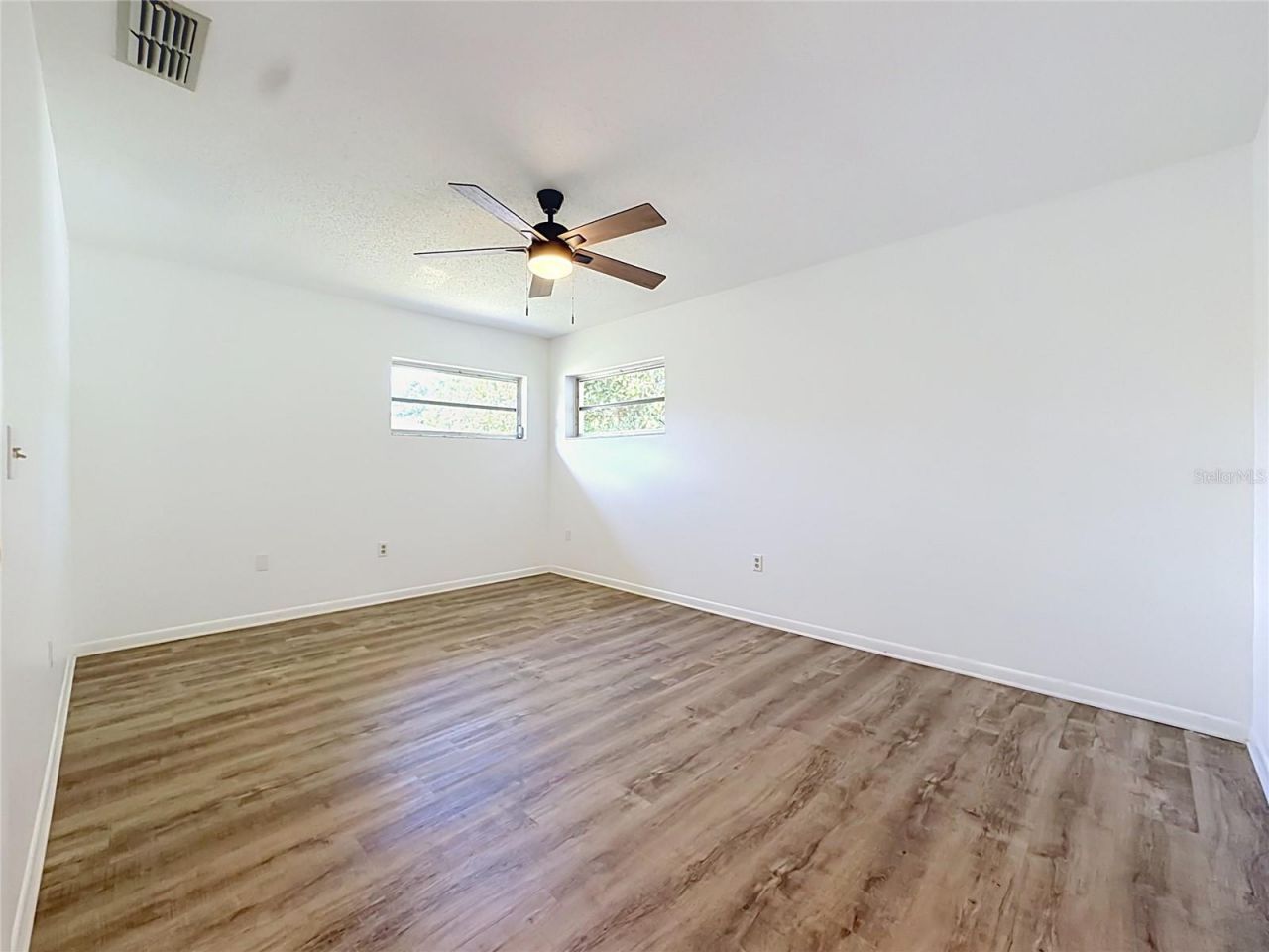 609 Goodyear Avenue , Inverness, FL 34452 Photo
