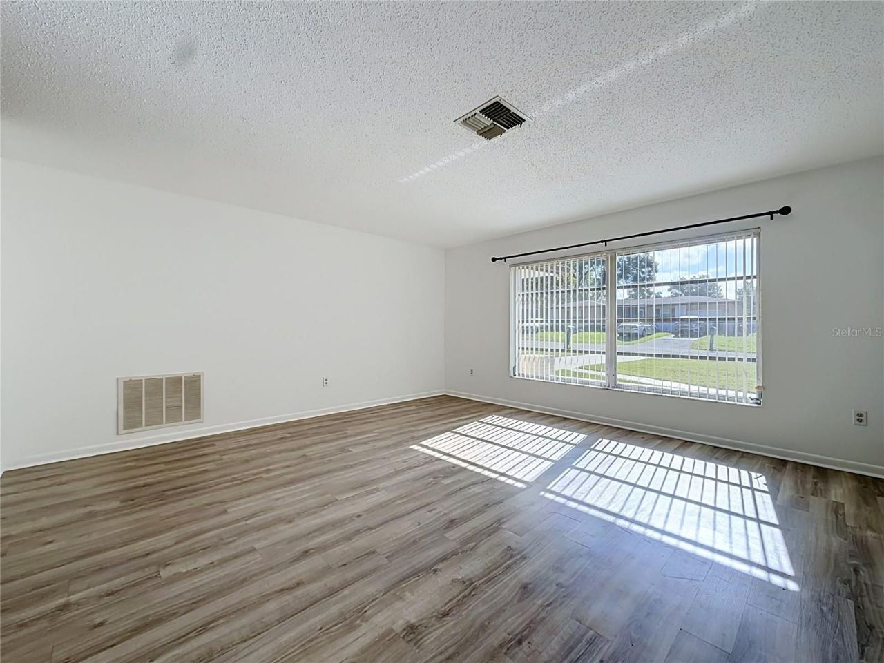 609 Goodyear Avenue , Inverness, FL 34452 Photo