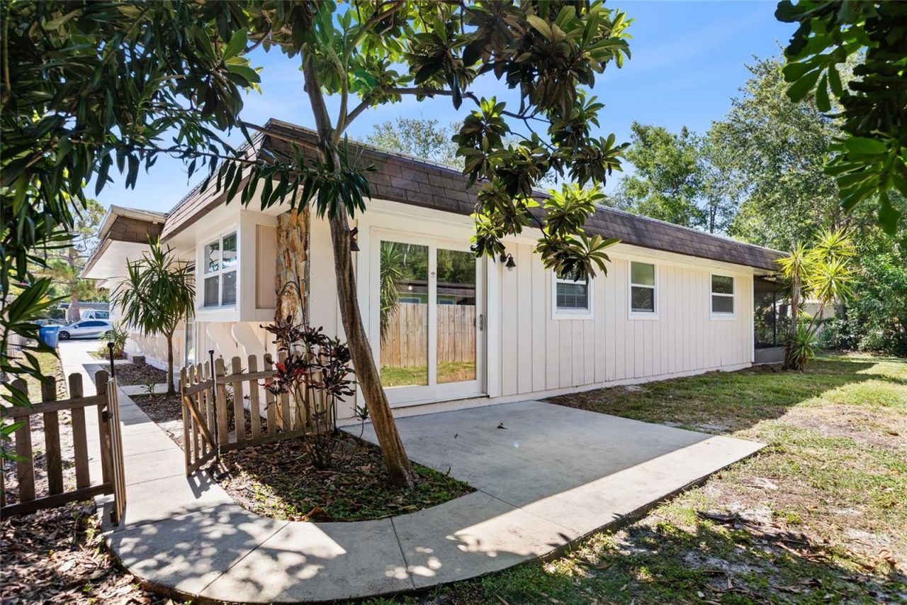 208 Jody Court, Largo, FL 33771 Photo
