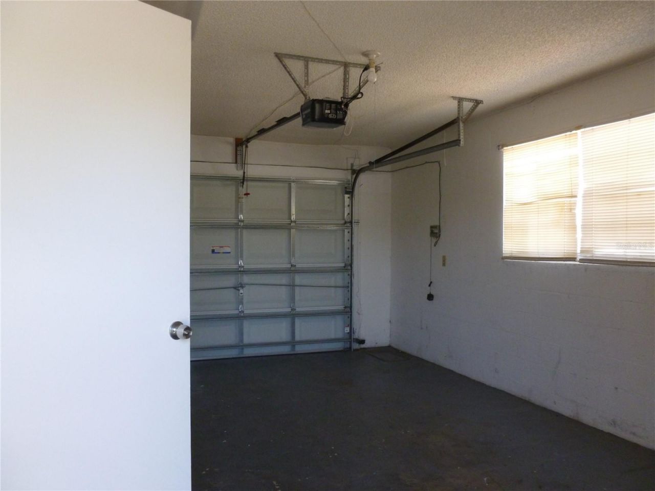 5330 Springwood Road , Spring Hill, FL 34609 Photo