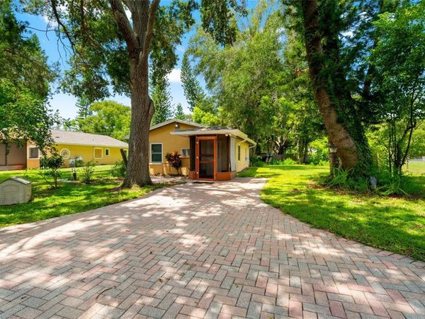 5709 LAKE LE CLARE ROAD , LUTZ, FL 33558