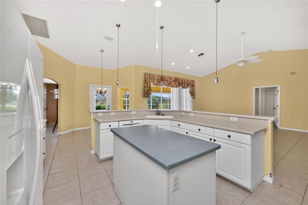 225 Fairway Road , Rotonda West, FL 33947 Photo