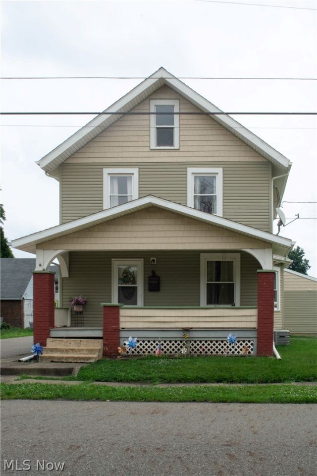 602 S Mill Street, Louisville, OH 44641 Main Photo