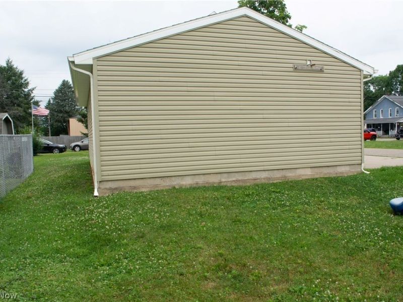 602 S Mill Street, Louisville, OH 44641 Photo 6