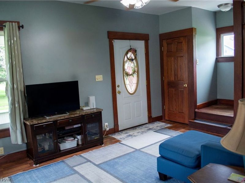 602 S Mill Street, Louisville, OH 44641 Photo 8
