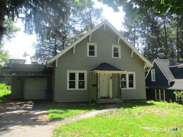 28 Trowbridge, Waterbury, CT 06710 Main Photo