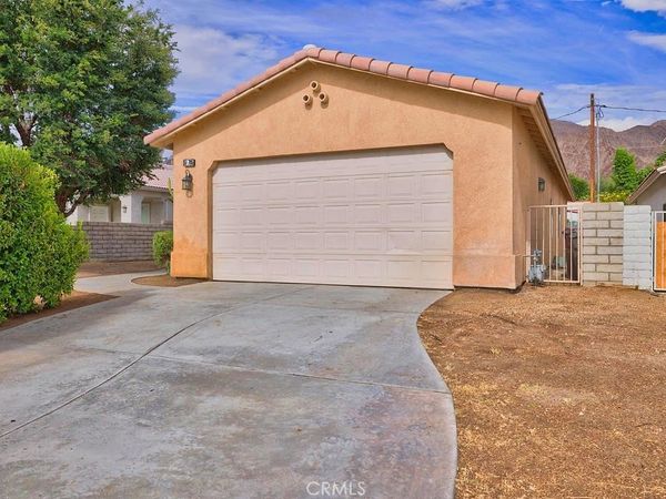 51705 Eisenhower, La Quinta, CA 92253