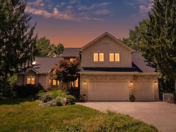 3694 Waverly Place Drive , Lewis Center, OH 43035