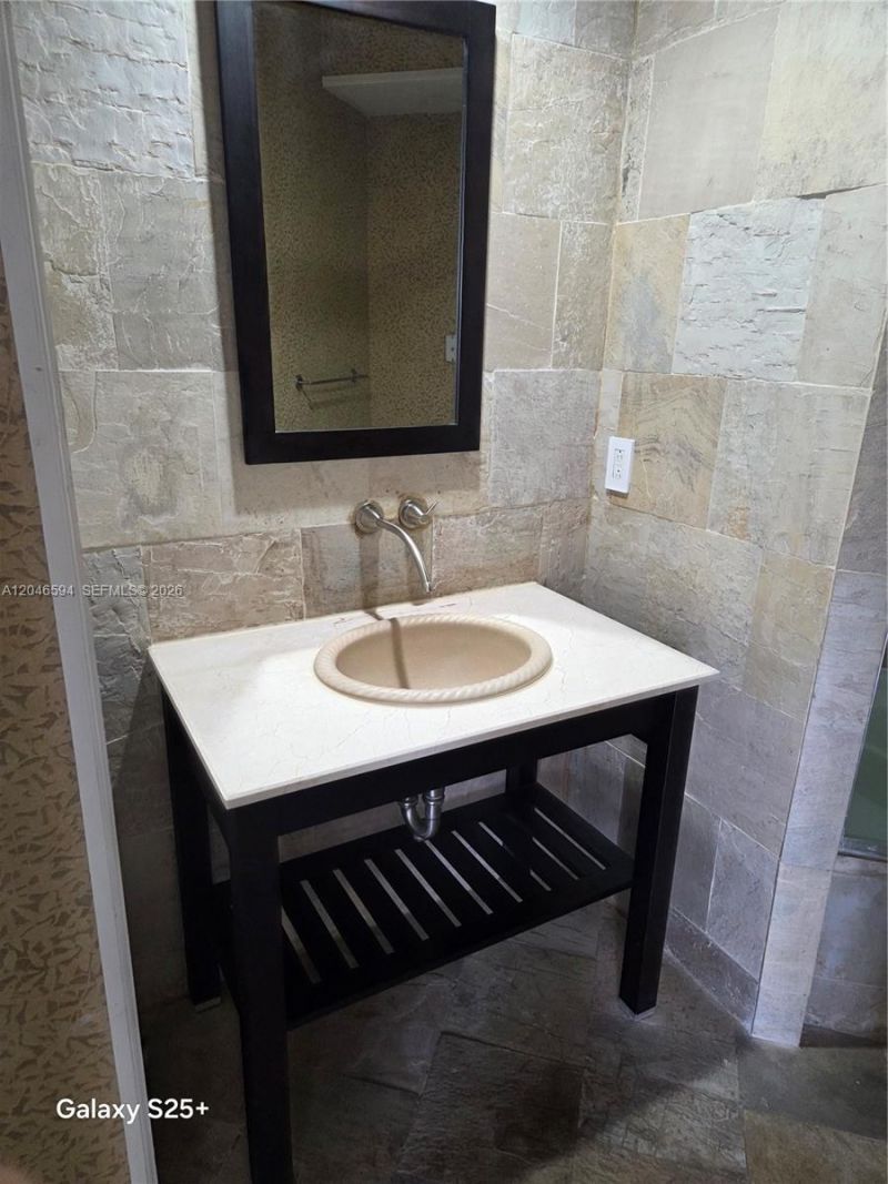 3255 NE 184th St, Unit 12304, Aventura, FL 33160 Photo