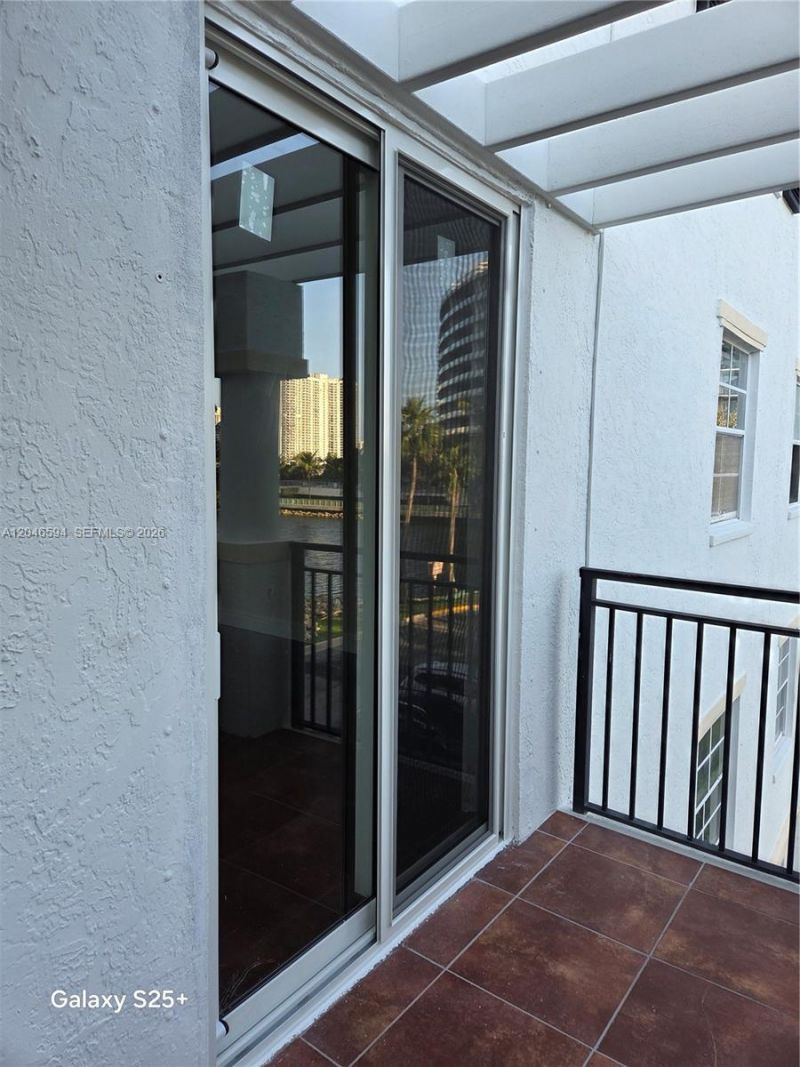 3255 NE 184th St, Unit 12304, Aventura, FL 33160 Photo