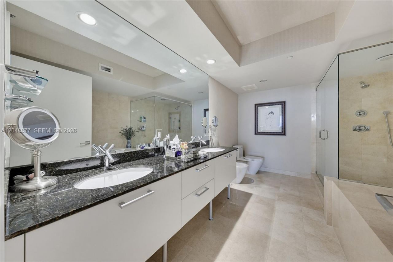 17201 Collins Ave, Unit 3604, Sunny Isles Beach, FL 33160 Photo