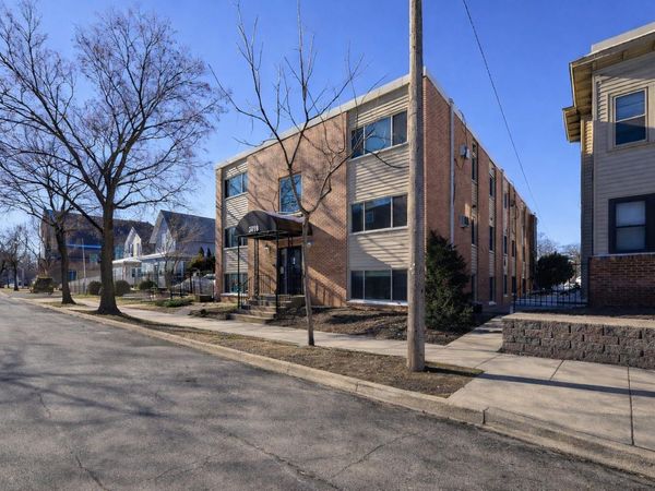 3018 Aldrich Avenue S, Unit 25, Minneapolis, MN 55408
