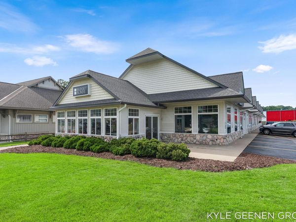60 E Lakewood Boulevard, Unit 10,20,30, Holland, MI 49424
