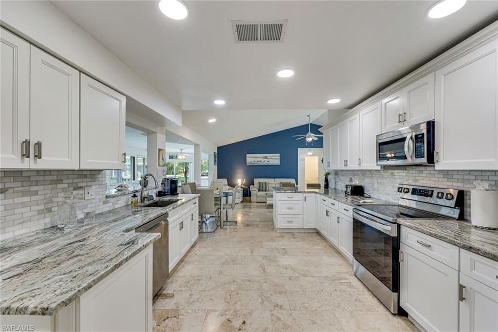 398 Wales Ct, Marco Island, FL 34145 Photo