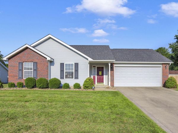 1664 Lewie Drive, Newark, OH 43055