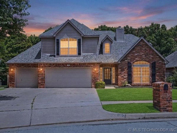 107 S Yellowood Avenue , Broken Arrow, OK 74012