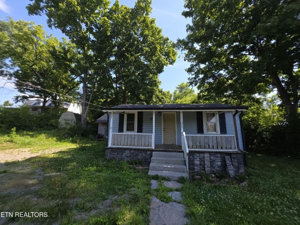 1101 Beardshire St , Sweetwater, TN 37874
