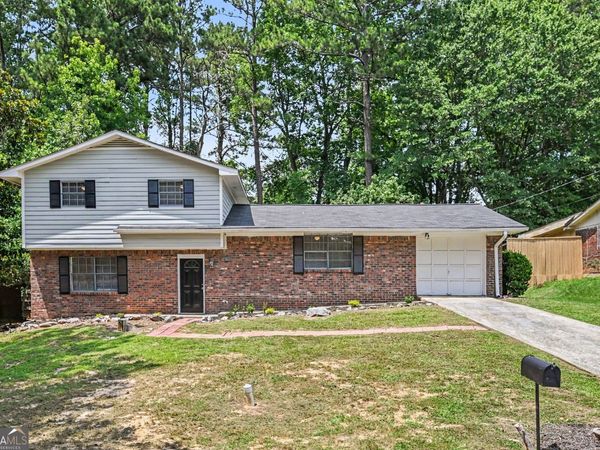 2915 Lajean Drive, College Park, GA 30349