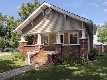 527 2nd Street, Hampton, NE 68843