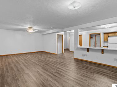 7240 Dorchester Court, Lincoln, NE 68521