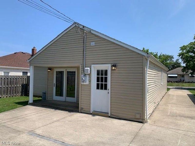 370 E 309th Street, Willowick, OH 44095 Photo 17