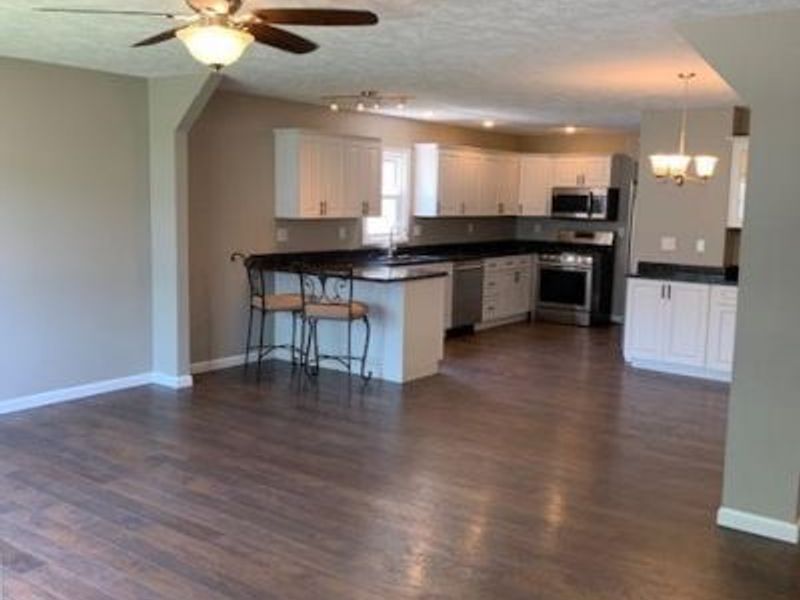370 E 309th Street, Willowick, OH 44095 Photo 6