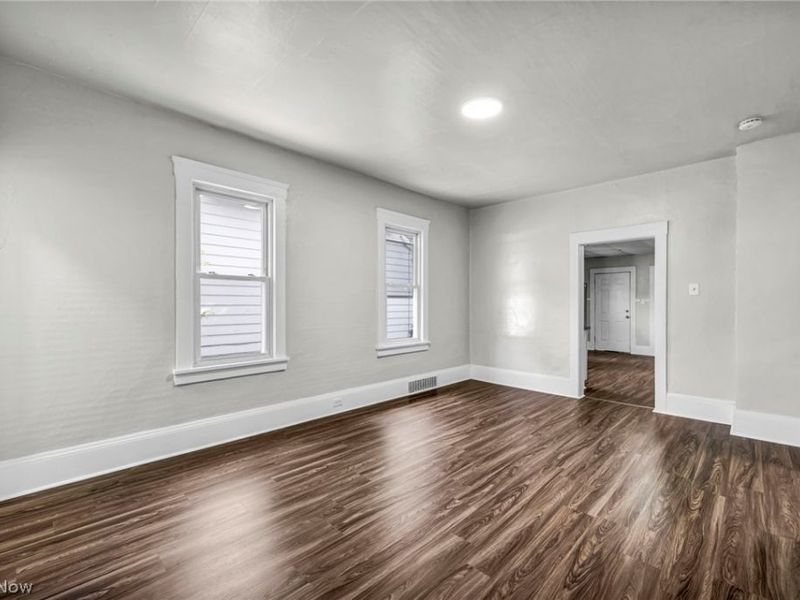 3683 E 54th Street, Cleveland, OH 44105 Photo 13