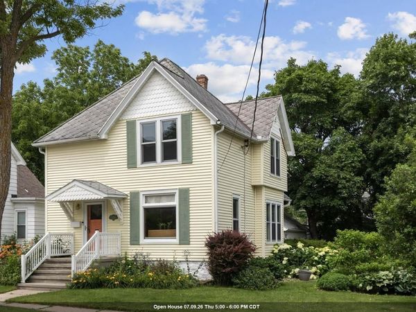 120 E COMMERCIAL STREET, Appleton, WI 54911
