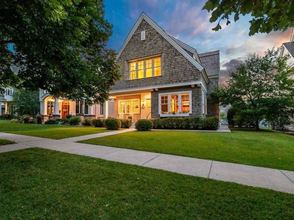 721 Osceola Avenue, Saint Paul, MN 55105