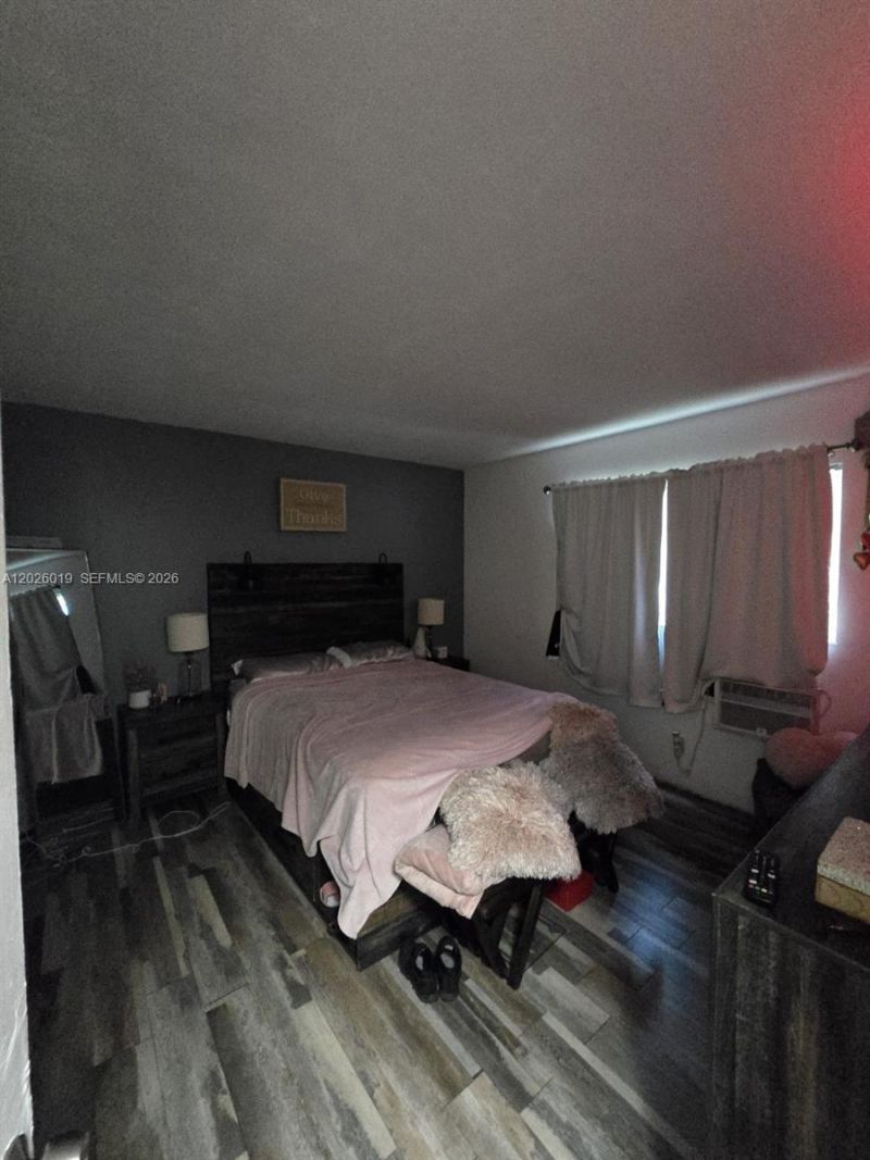 1927/1929 Roosevelt St , Hollywood, FL 33020 Photo