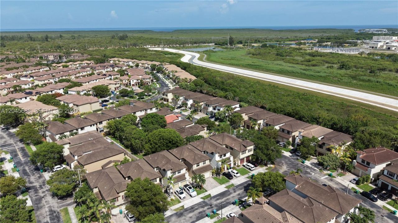 22807 SW 89th Path, Cutler Bay, FL 33190 Photo