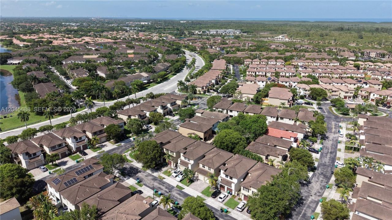 22807 SW 89th Path, Cutler Bay, FL 33190 Photo