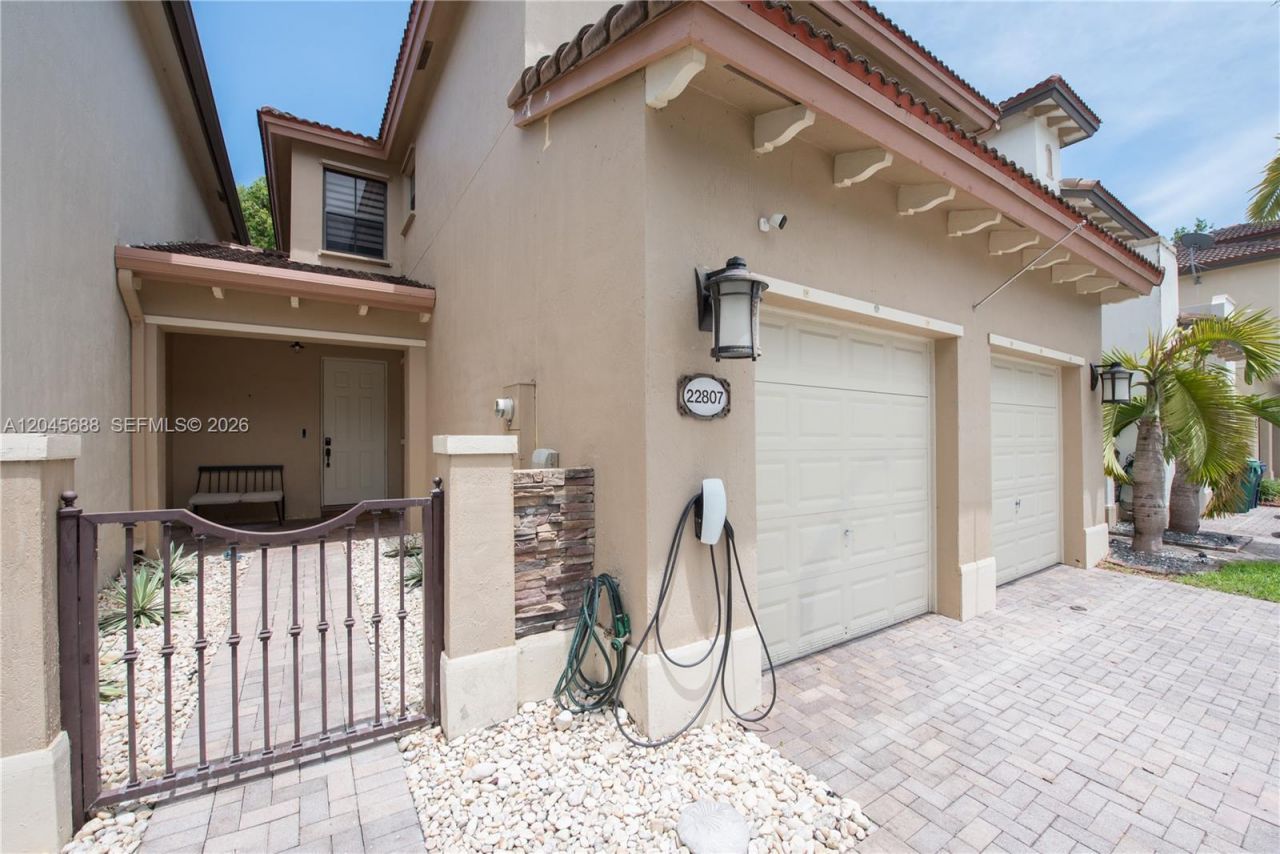 22807 SW 89th Path, Cutler Bay, FL 33190 Photo