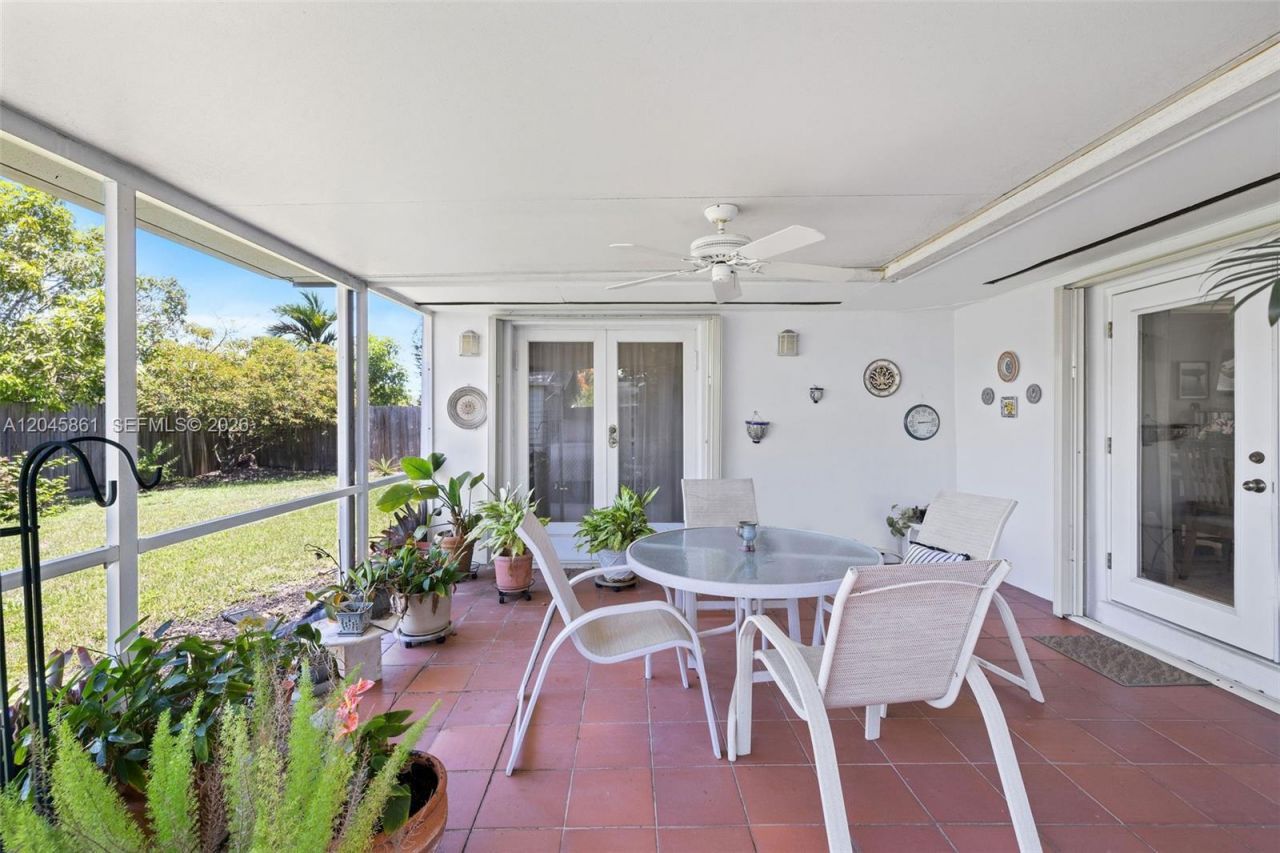 9971 SW 156th Ter, Miami, FL 33157 Photo