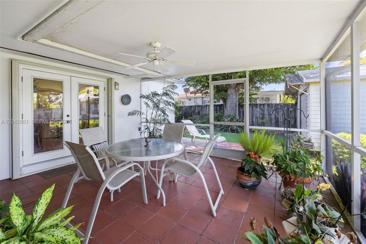 9971 SW 156th Ter, Miami, FL 33157 Photo