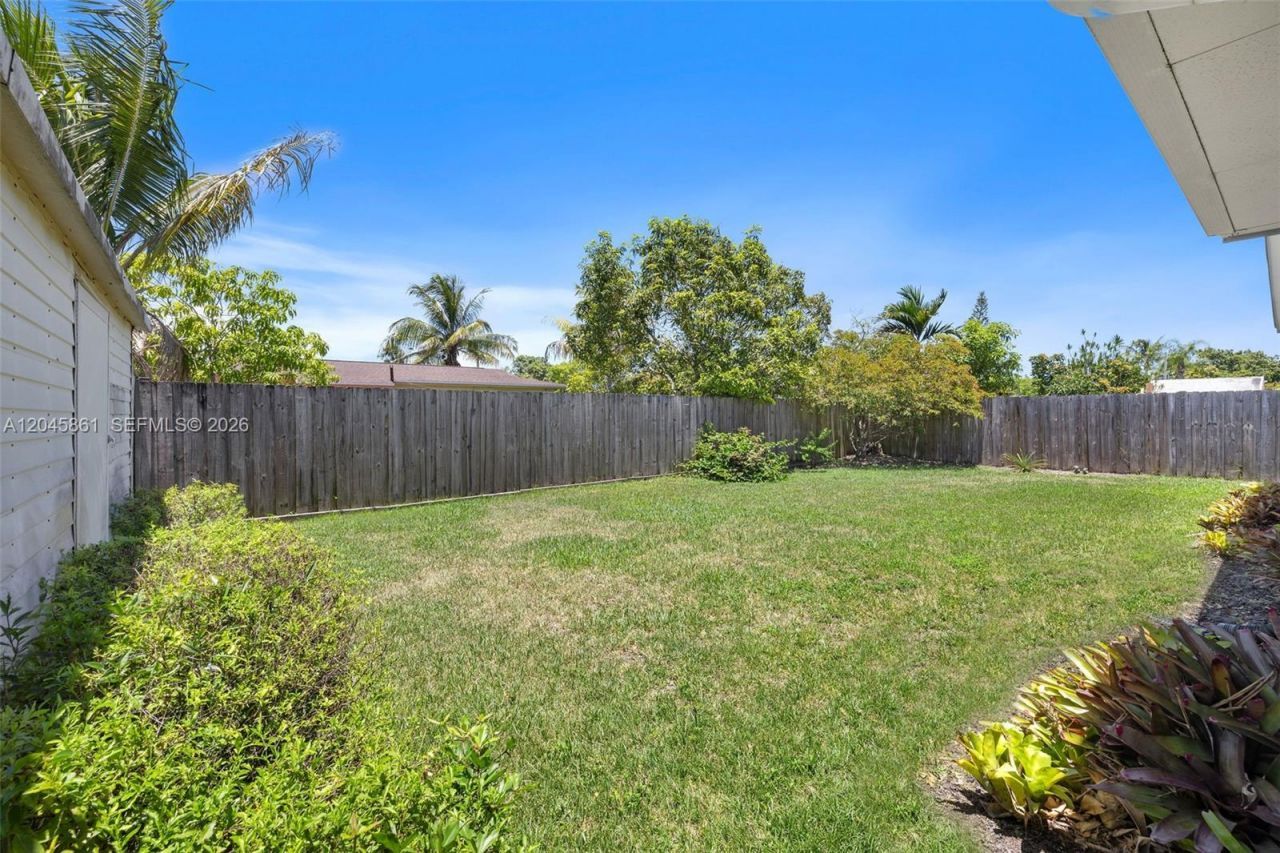 9971 SW 156th Ter, Miami, FL 33157 Photo
