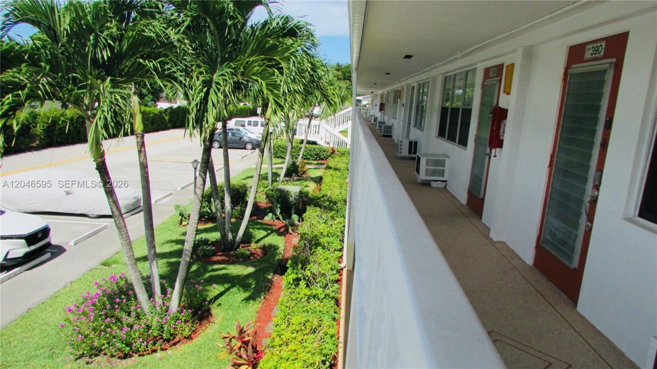 389 Tilford R, Unit 389, Deerfield Beach, FL 33442 Photo