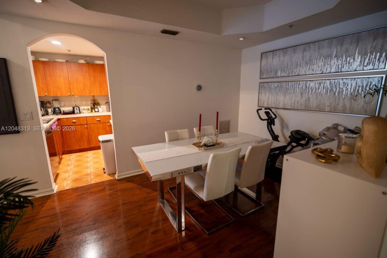 6520 NW 114th Ave, Unit 1626, Doral, FL 33178 Photo