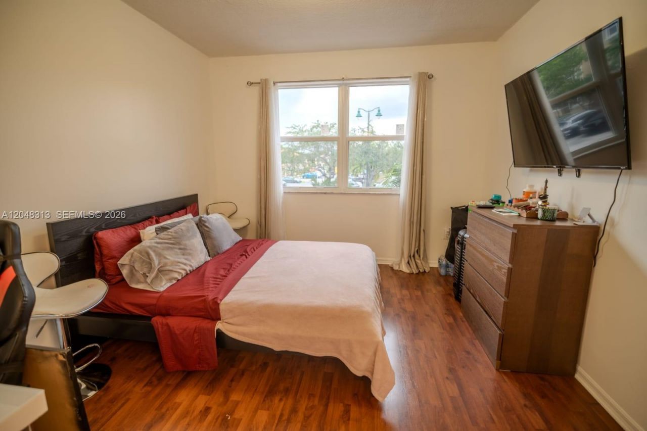 6520 NW 114th Ave, Unit 1626, Doral, FL 33178 Photo