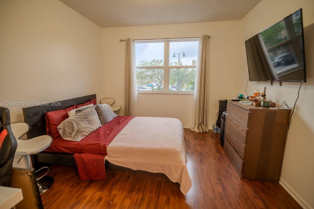 6520 NW 114th Ave, Unit 1626, Doral, FL 33178 Photo